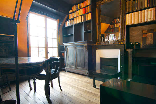 Unique Studio with Antique Decor - rue de sevres, Paris