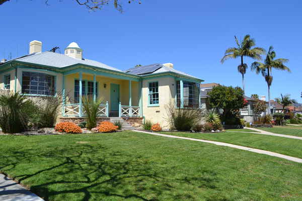 Art Deco Guestroom Near Beverly Hills - S. Wooster St, Los Angeles