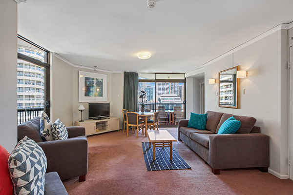 Convenient APT near Hyde Park - College St, CBD, Sydney
