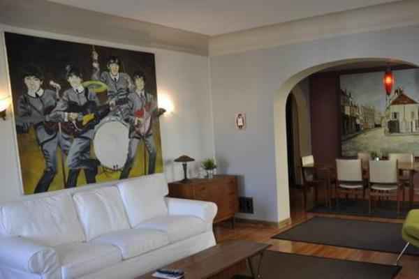 Melrose & Beverly 2Bed/1bath Apt - N Curson Ave, Los Angeles